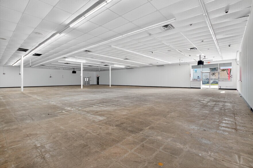 More Photos Of 1925 W Allegheny Ave, Philadelphia Freestanding For Sale