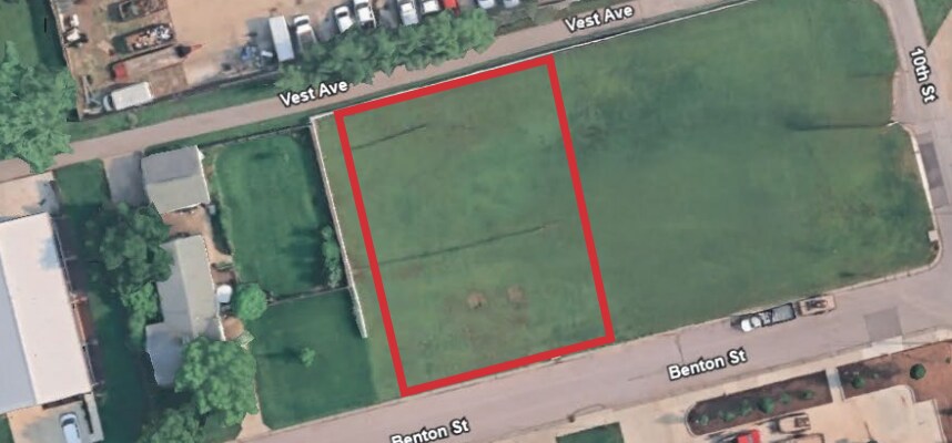 More Photos Of 928 Benton St, Valley Park Warehouse For Lease