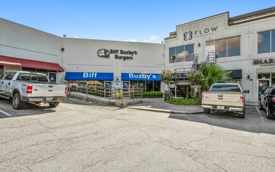 More Photos Of 12702 Toepperwein Rd, San Antonio General Retail For Sale