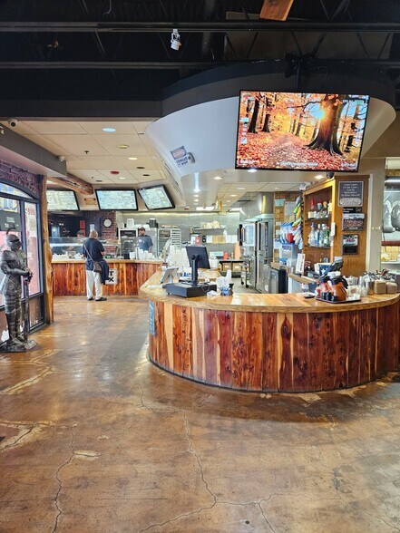 More Photos Of 6500 Westheimer Rd, Houston Freestanding For Sale