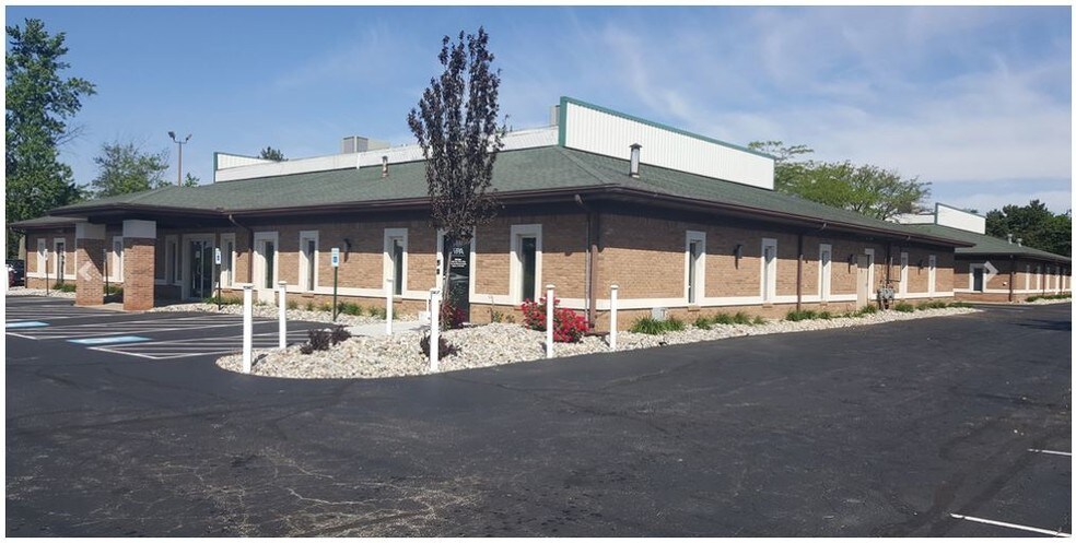 More Photos Of 1900 Indian Wood Cir, Maumee Office For Lease