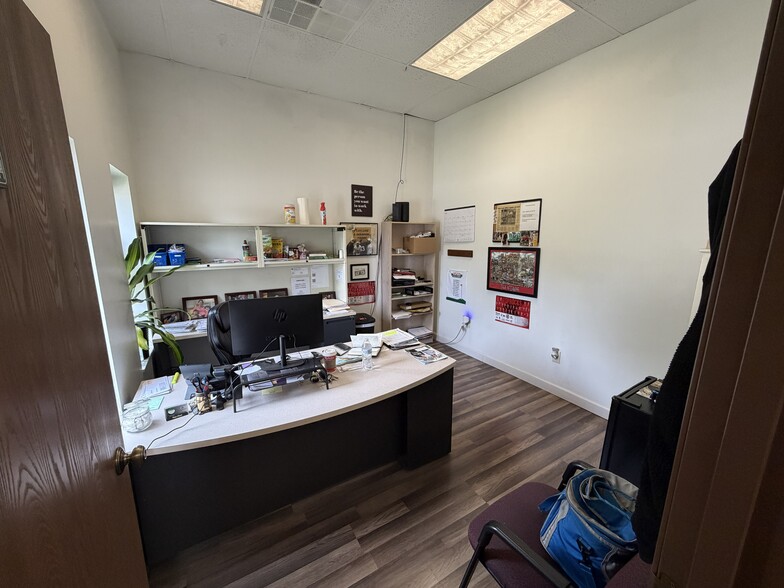 More Photos Of 5728 Webster St, Dayton Warehouse For Sale