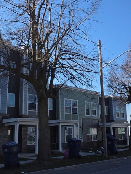 More Photos Of 450 S Park Ave, Buffalo Storefront Retail Residential For Lease