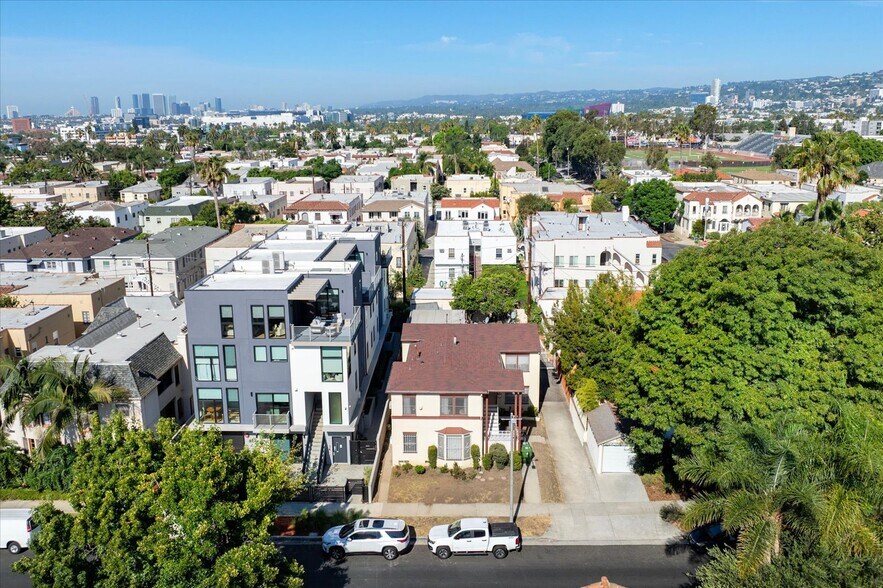 More Photos Of 457 N Stanley Ave, Los Angeles Apartments For Sale