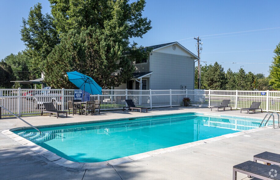 More Photos Of 2901 Robert Ln, Boise Apartments For Sale