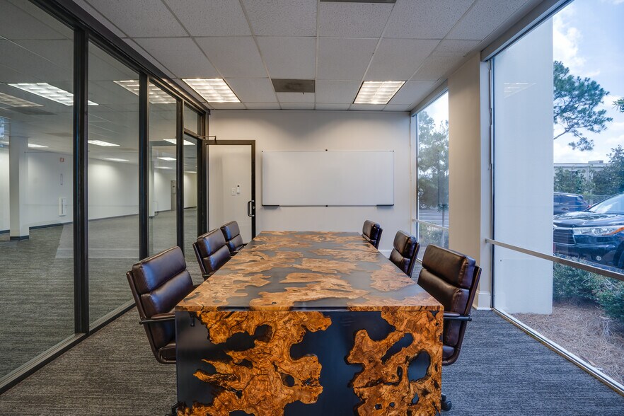 More Photos Of 1321 Executive Center Dr, Tallahassee Office Residential For Sale