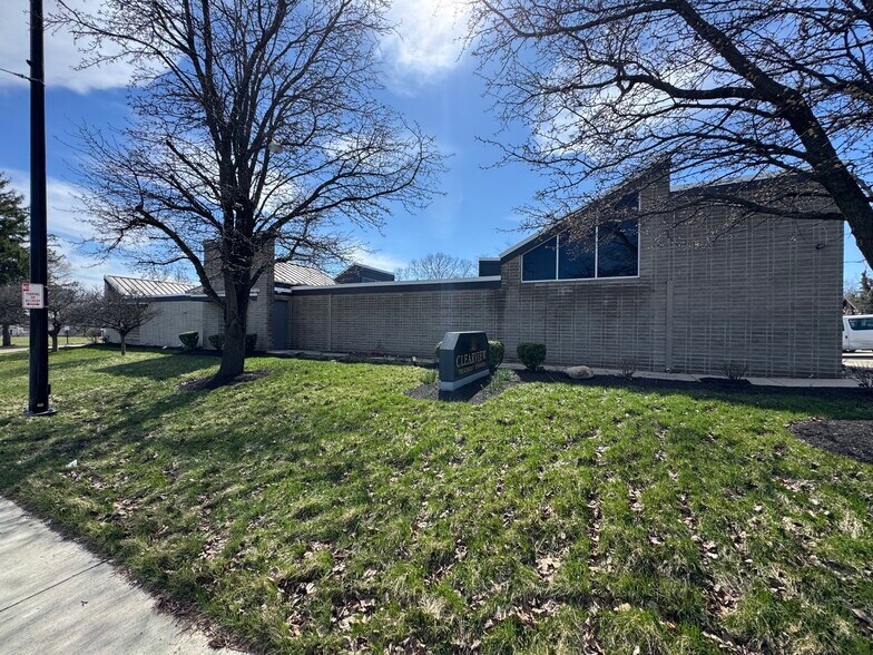 More Photos Of 1100 Salem Ave, Dayton Medical For Sale