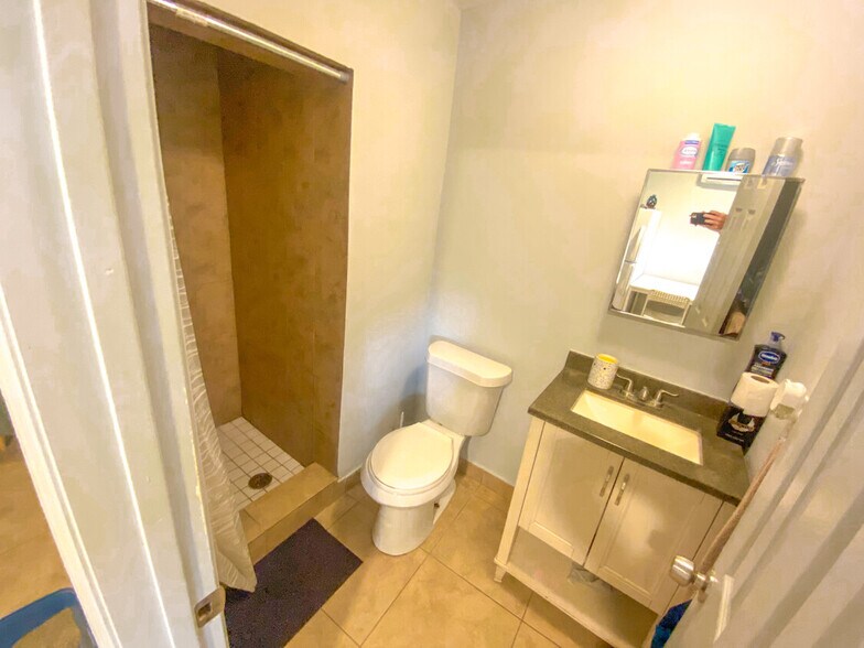 More Photos Of 5901 Broadway, West Palm Beach Apartments For Sale