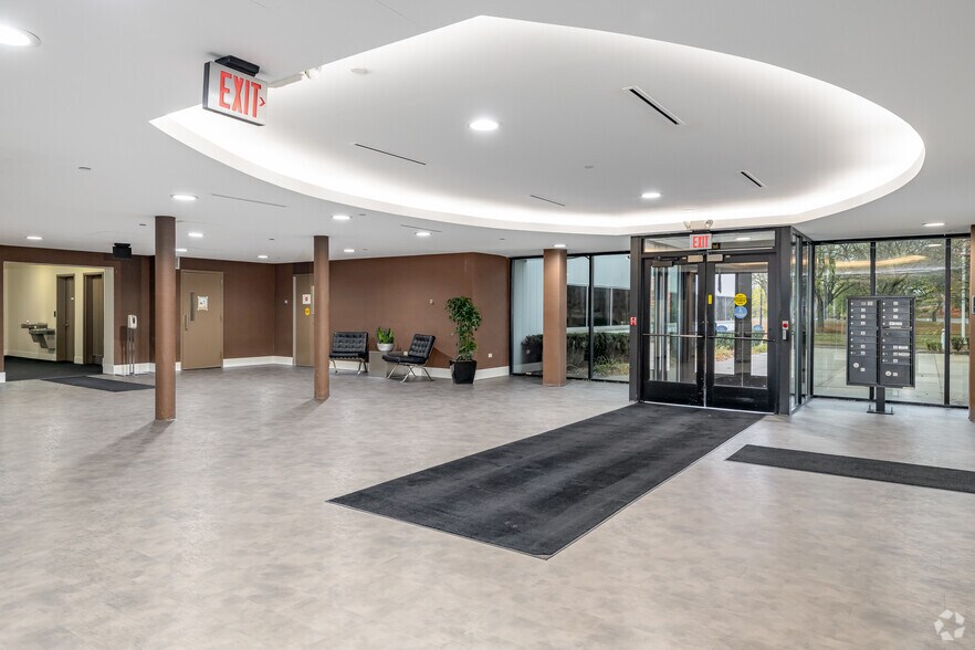 More Photos Of 100 Phoenix Dr, Ann Arbor Medical For Lease