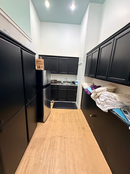 More Photos Of 2140 W Grande Blvd, Tyler Medical For Lease