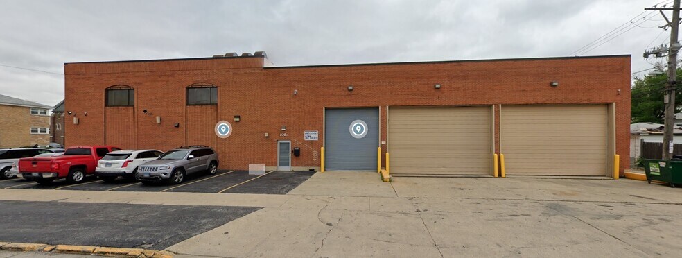 More Photos Of 2701-2719 N Harlem Ave, Chicago Food Processing For Sale