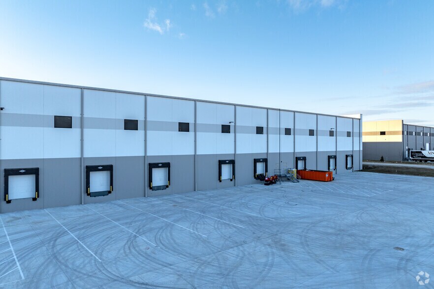 More Photos Of 12125 S. 156th St, Papillion Industrial For Sale