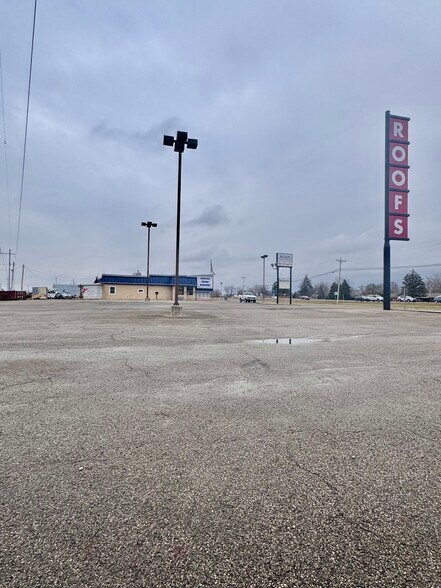 More Photos Of 24955 S US Highway 23, Circleville Restaurant For Sale