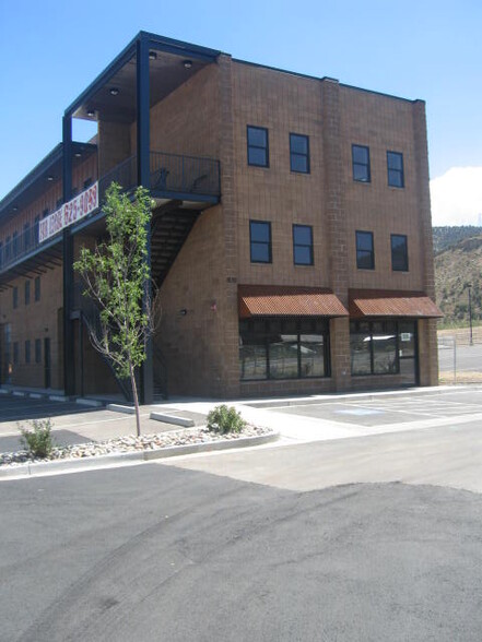 Primary Photo Of 820 Megan Ave, Rifle Office For Lease