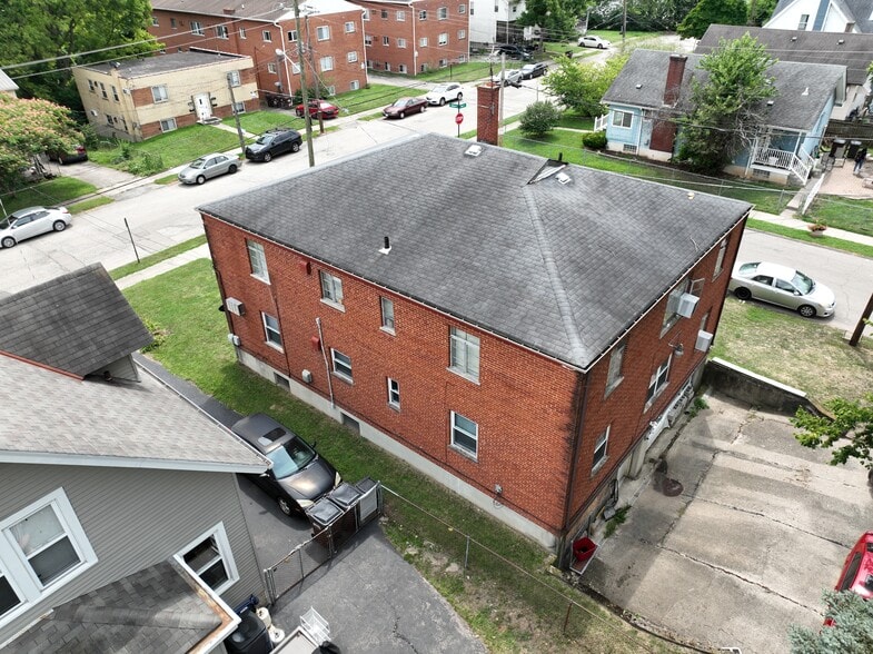 More Photos Of 504 Olden Ave, Arlington Heights Apartments For Sale