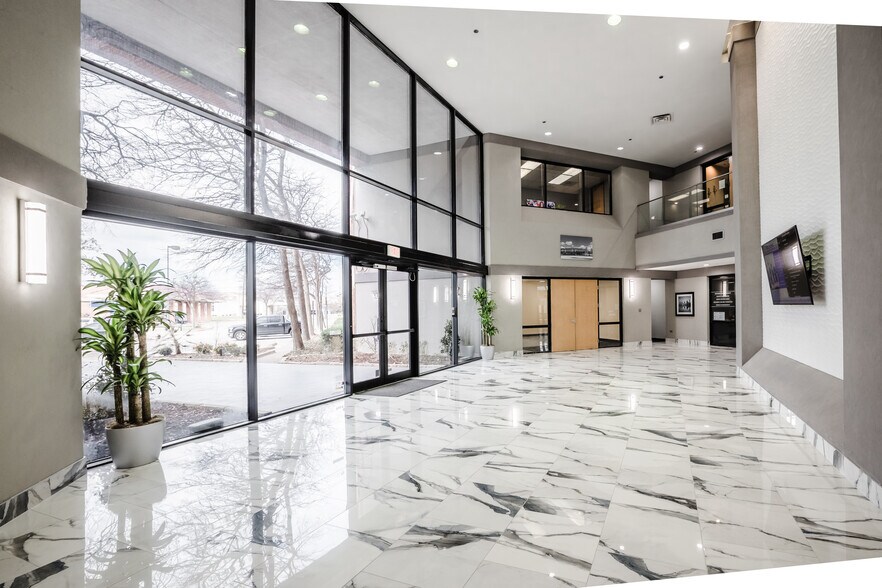More Photos Of 2201 N Collins St, Arlington Office For Lease