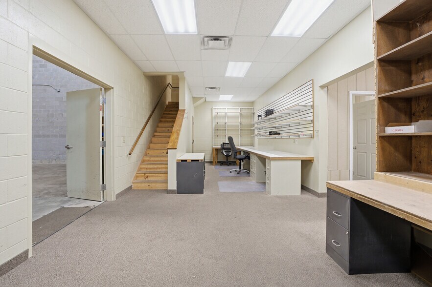More Photos Of 322 W Griffith Rd, Pocatello Self Storage For Lease