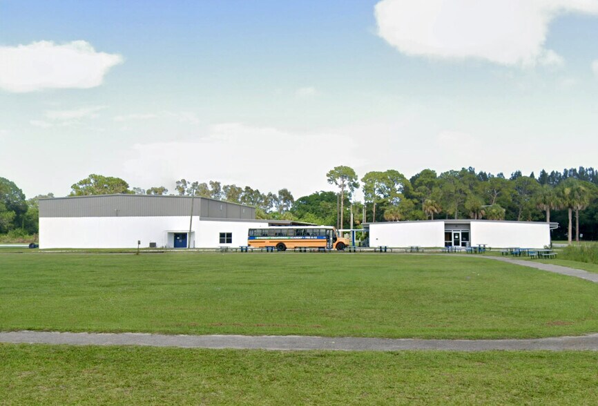 More Photos Of 5900 Tedder Rd, Fort Pierce Schools For Sale
