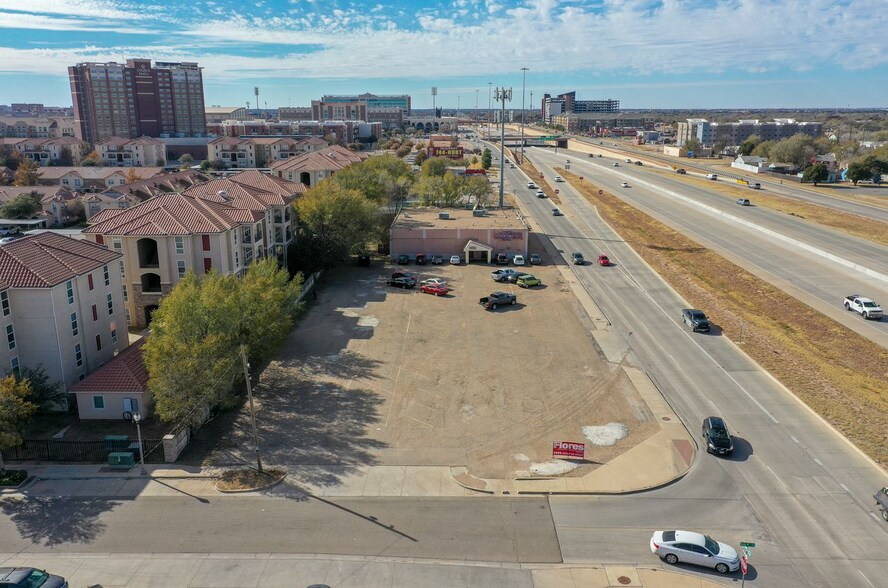 More Photos Of 2211 Marsha Sharp Fwy, Lubbock Freestanding For Sale