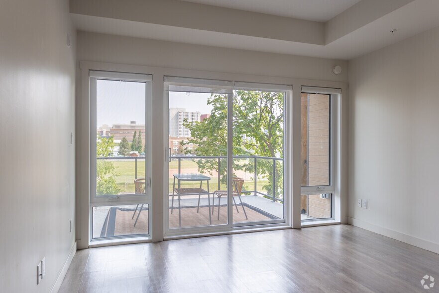 More Photos Of 11329 University Av NW, Edmonton Multifamily For Sale