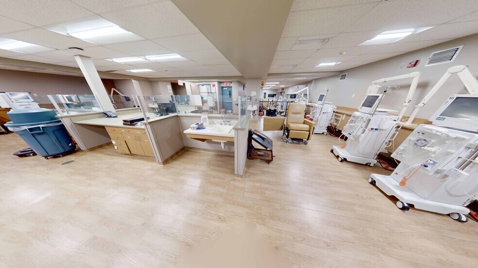 More Photos Of 1915-1917 Ocean Ave, Brooklyn Medical For Sale