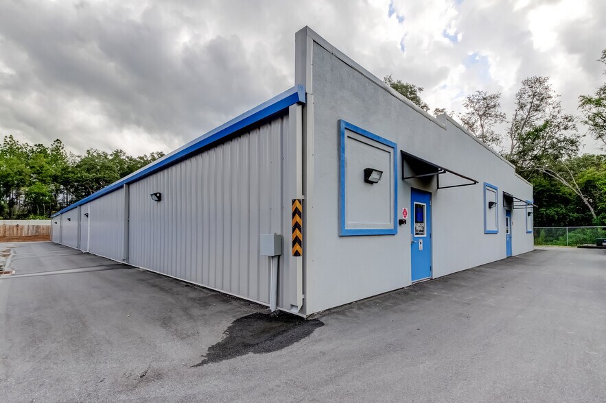 More Photos Of 921 E Norvell Bryant Hwy, Hernando Self Storage For Sale