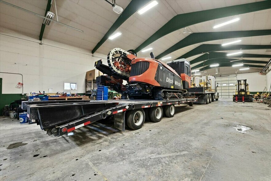 More Photos Of 118 Riverside Rd, Billings Research And Development For Sale