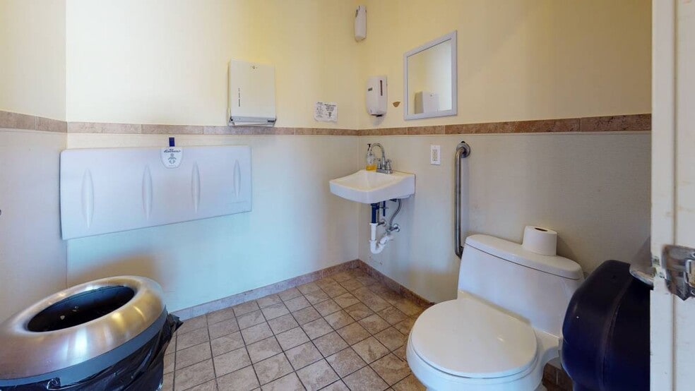 More Photos Of 3225 Sound Ave, Riverhead Storefront Retail Office For Sale