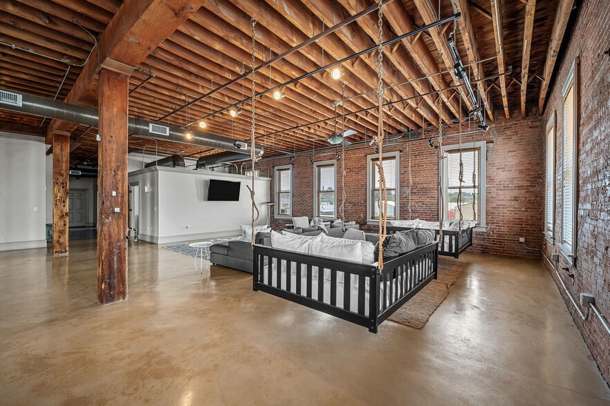More Photos Of 110-112 Sidney St, Saint Louis Lodge Meeting Hall For Sale