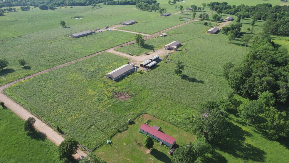 Primary Photo Of 470389 E 650, Westville Warehouse For Lease
