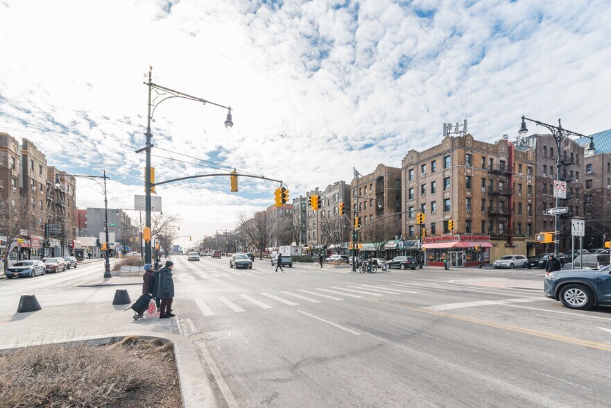 More Photos Of 2359 Grand Concourse, Bronx Apartments For Lease