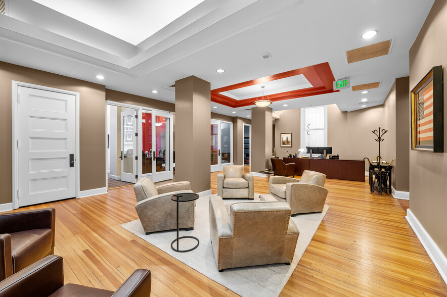 More Photos Of 730 17th St, Denver Office For Sale