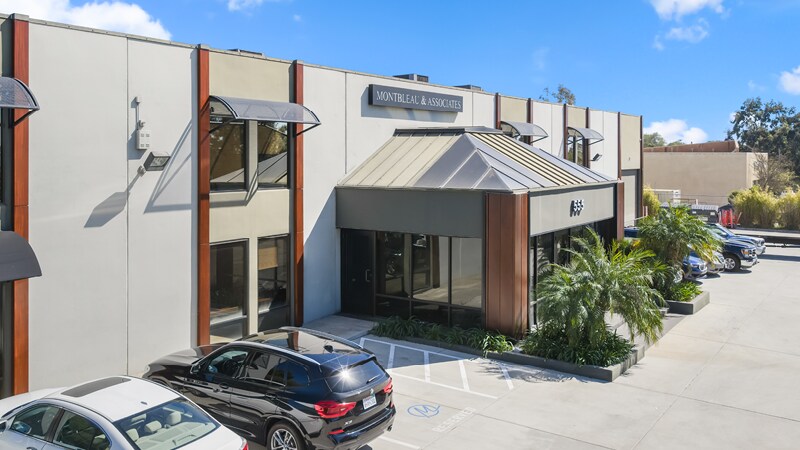 More Photos Of 555 Raven St, San Diego Manufacturing For Sale