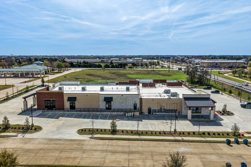 More Photos Of 6601 Horizon Rd, Heath General Retail For Lease