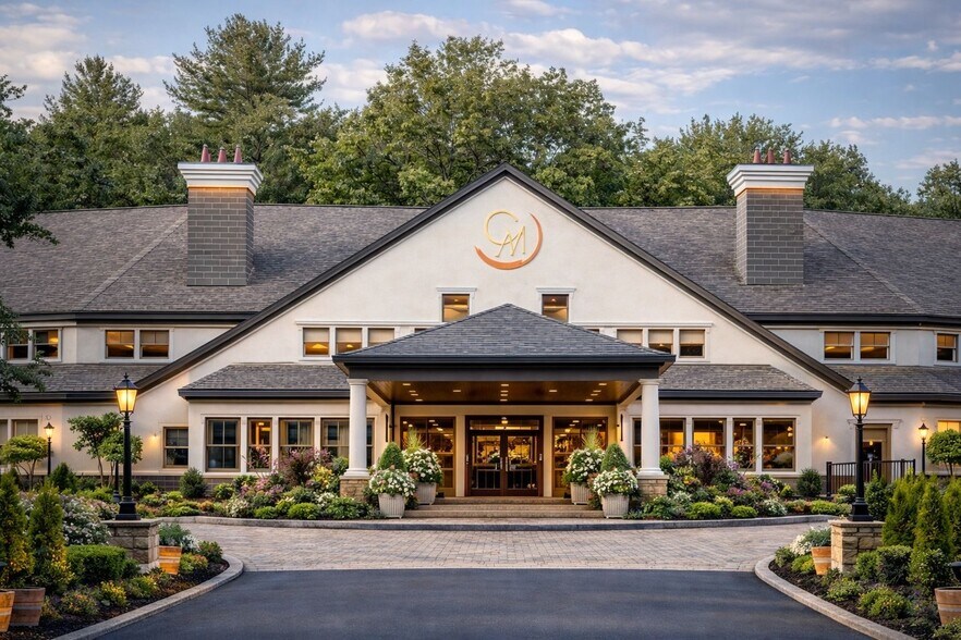 More Photos Of 160 Pawtucket Blvd, Tyngsborough Hotel For Sale