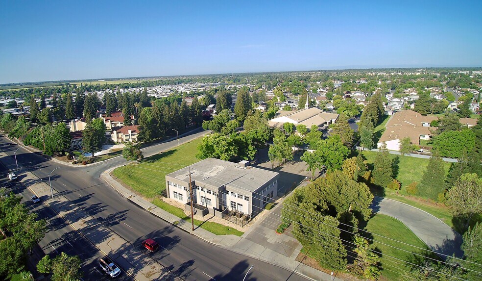 More Photos Of 8338 West Ln, Stockton Office For Sale