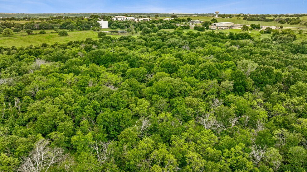 More Photos Of 3050 W Washington St, Stephenville Land For Sale
