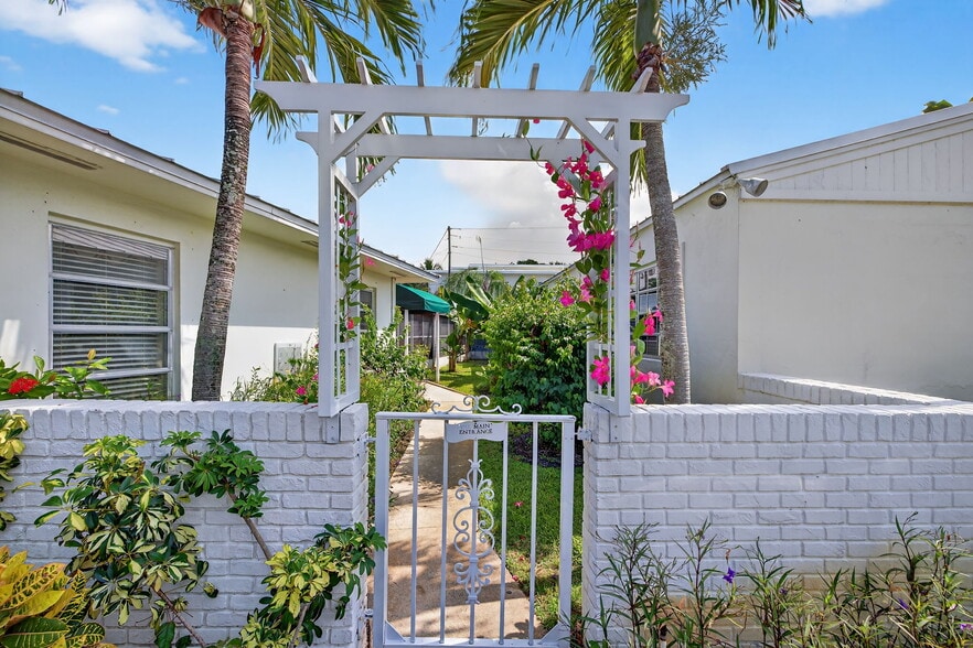 More Photos Of 1700 NE 5th St, Fort Lauderdale Assisted Living For Sale