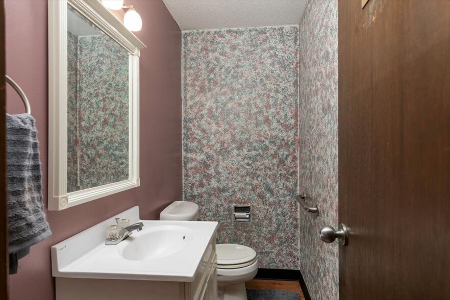 More Photos Of 932 French Rd, Cheektowaga Office For Sale
