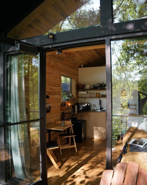 More Photos Of 22642 Highway 6 N, Crosby Hotel For Sale