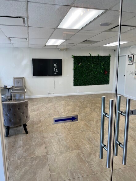 More Photos Of 3035 E Commercial Blvd, Fort Lauderdale Medical For Sale