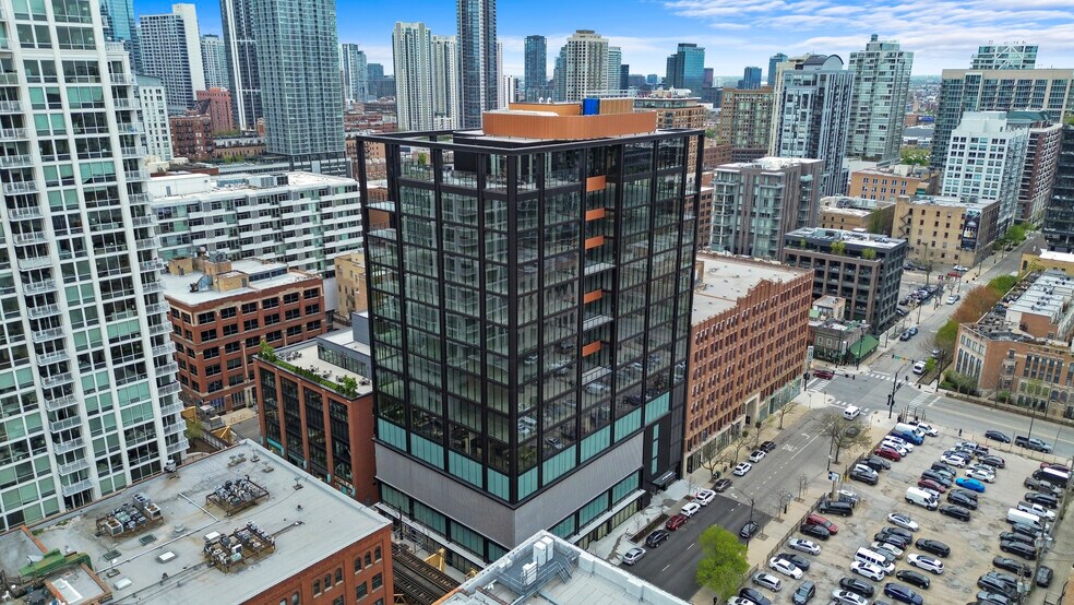 More Photos Of 311 W Huron St, Chicago Office For Lease