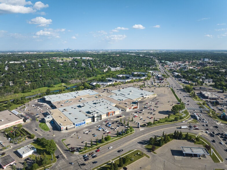 More Photos Of 375 St Albert Trl, St. Albert Department Store For Lease