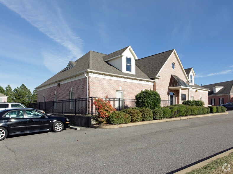 More Photos Of 1316 Hardwood Trl, Cordova Office For Lease