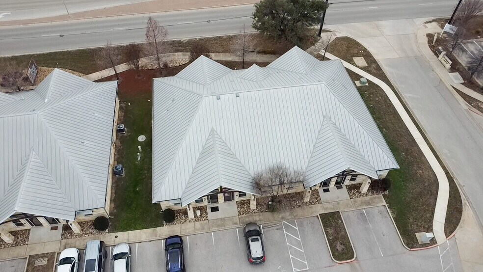 More Photos Of 1130 Cottonwood Creek Trl, Cedar Park Medical For Lease