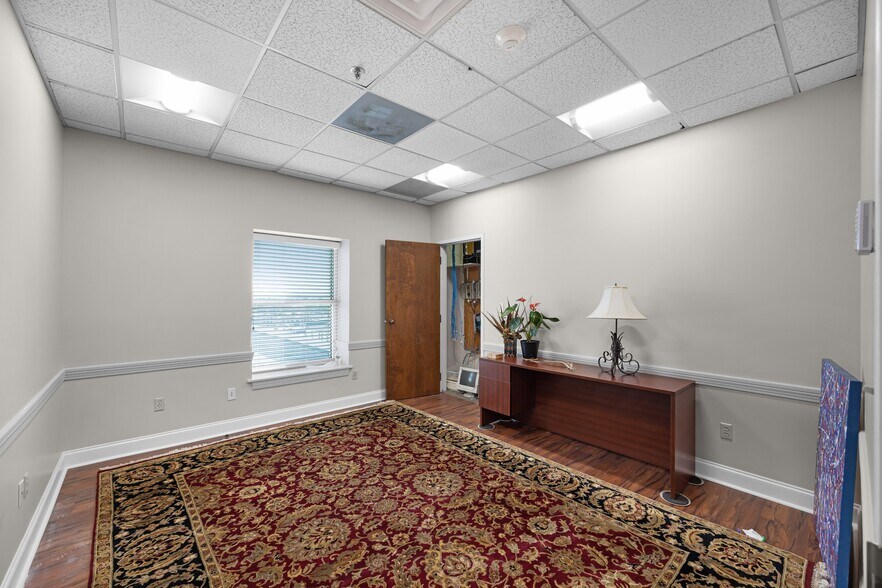 More Photos Of 116 N Church St, Jackson Office For Lease