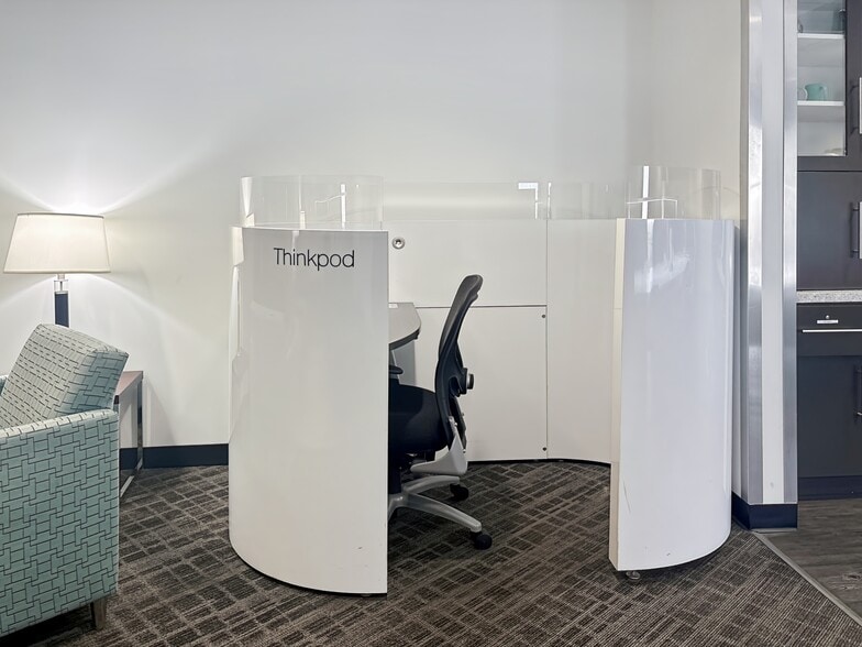 More Photos Of 8383 Wilshire Blvd, Beverly Hills Coworking Space