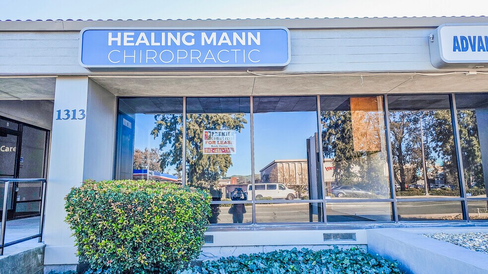 More Photos Of 1313 Travis Blvd, Fairfield Medical For Lease