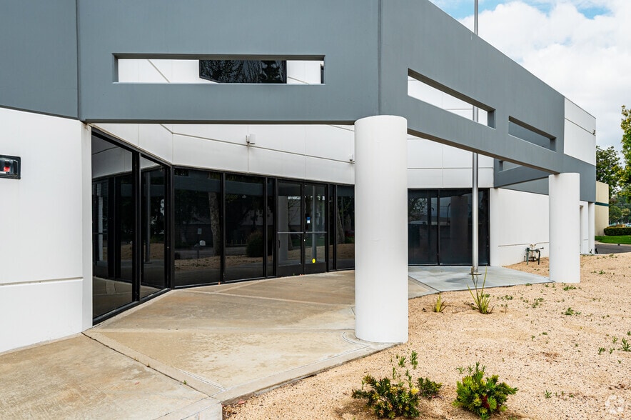 More Photos Of 5236 Faraday Ct, Chino Warehouse For Lease