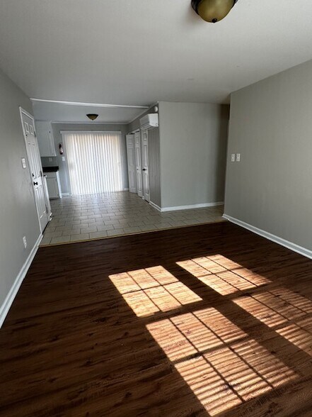 More Photos Of 193 Woodland Trl, Warner Robins Apartments For Sale